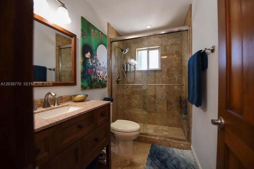 For Rent: $9,500 (5 beds, 4 baths, 3362 Square Feet)