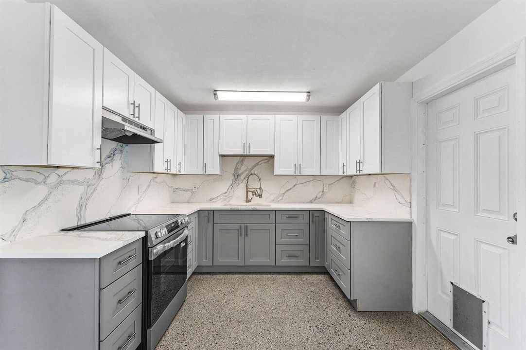 012-707SouthBroadway-Lantana-FL-33462-SM