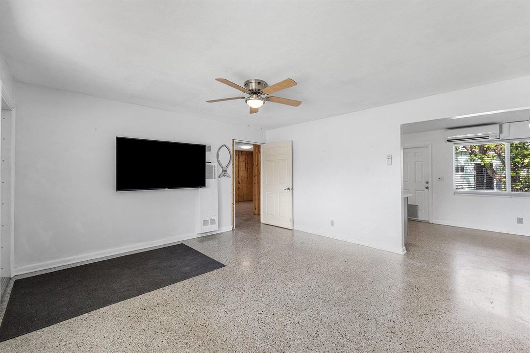 007-707SouthBroadway-Lantana-FL-33462-SM