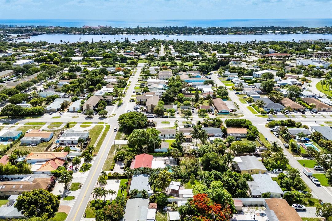 039-707SouthBroadway-Lantana-FL-33462-SM