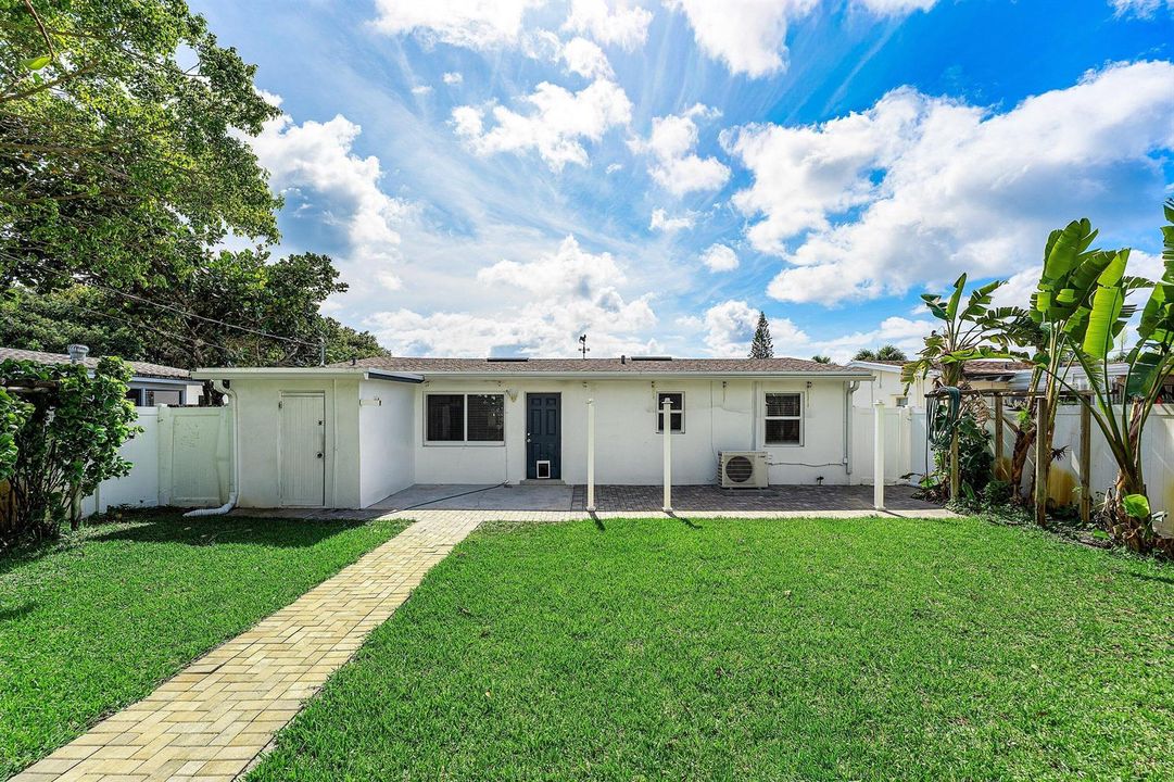 021-707SouthBroadway-Lantana-FL-33462-SM