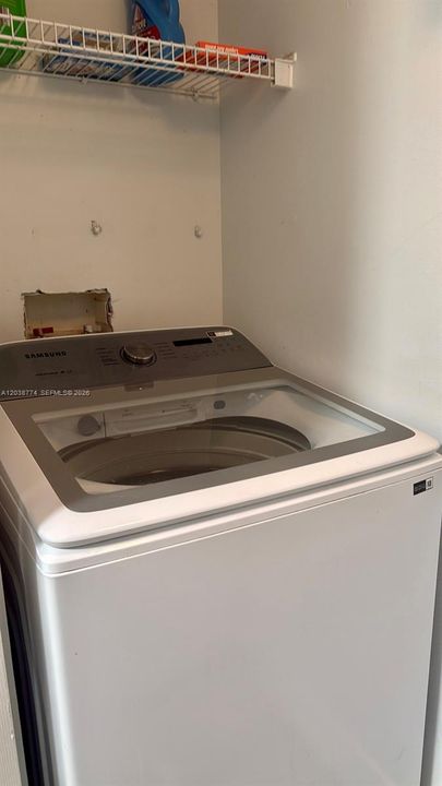 В аренду: $2,490 (2 спален, 2 ванн, 1065 Квадратных фут)