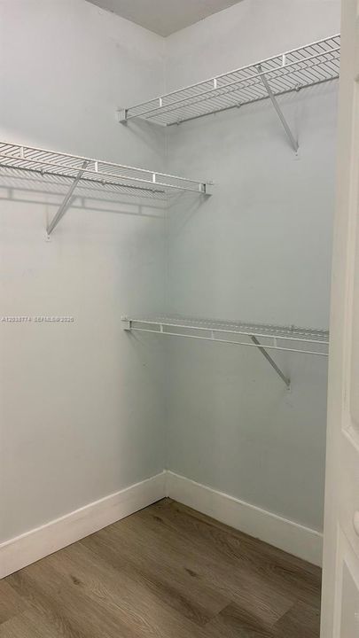 В аренду: $2,490 (2 спален, 2 ванн, 1065 Квадратных фут)