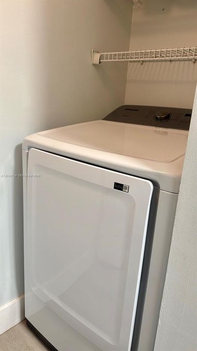 В аренду: $2,490 (2 спален, 2 ванн, 1065 Квадратных фут)