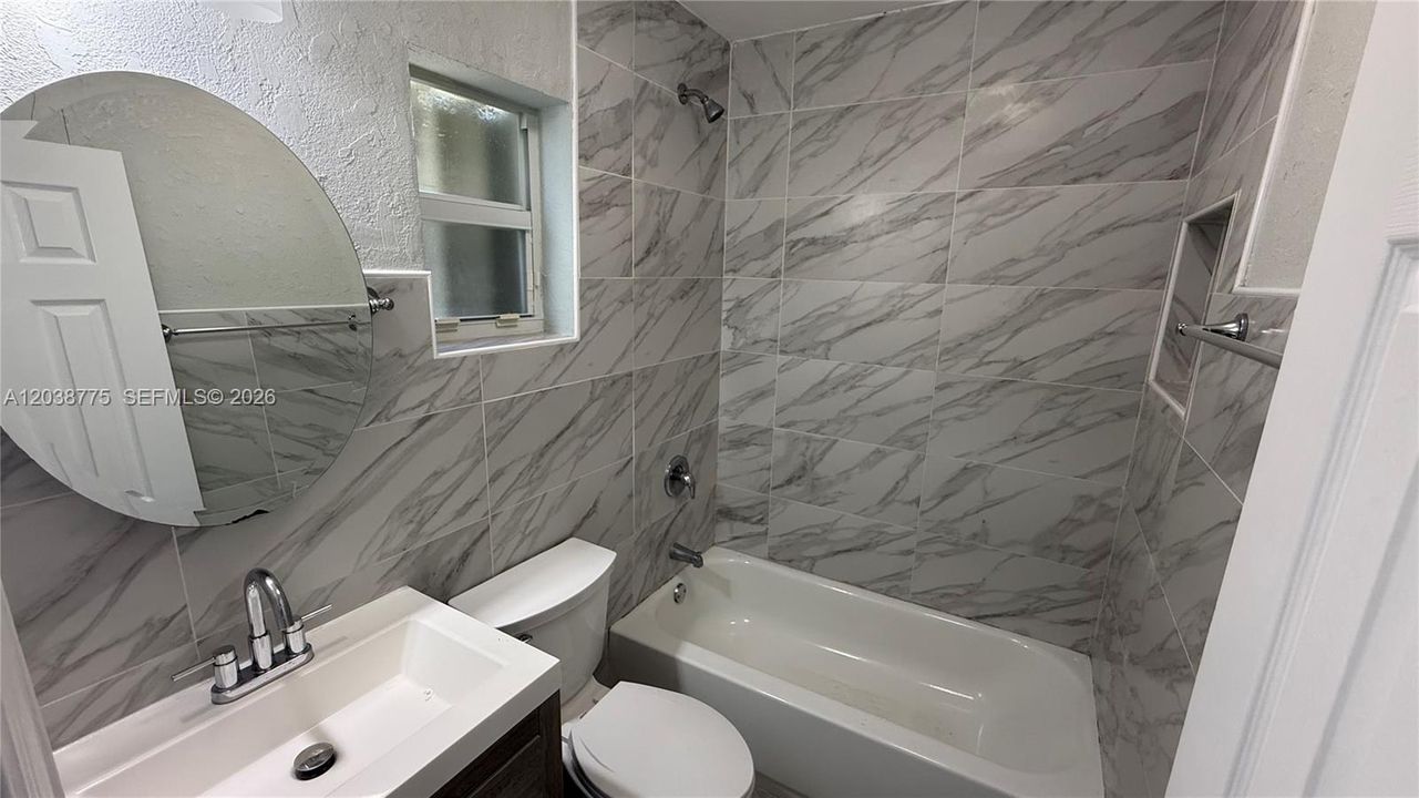 В аренду: $1,800 (1 спален, 1 ванн, 800 Квадратных фут)