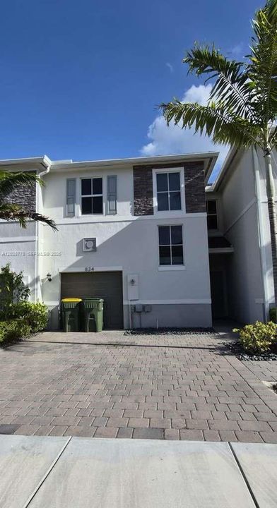 For Sale: $350,000 (3 beds, 2 baths, 1628 Square Feet)