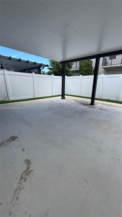 For Sale: $350,000 (3 beds, 2 baths, 1628 Square Feet)