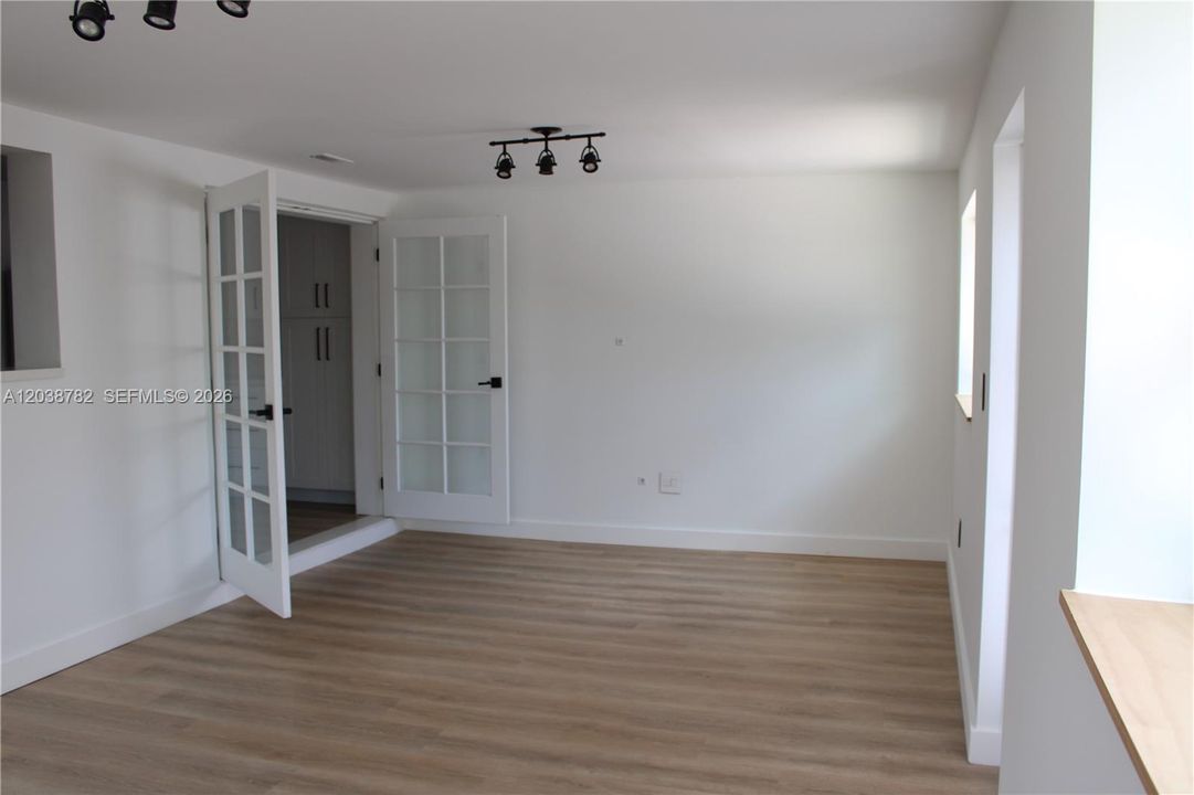 В аренду: $3,700 (3 спален, 2 ванн, 0 Квадратных фут)