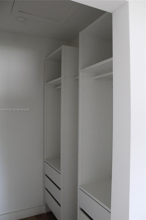 В аренду: $3,700 (3 спален, 2 ванн, 0 Квадратных фут)