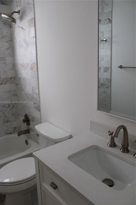 В аренду: $3,700 (3 спален, 2 ванн, 0 Квадратных фут)