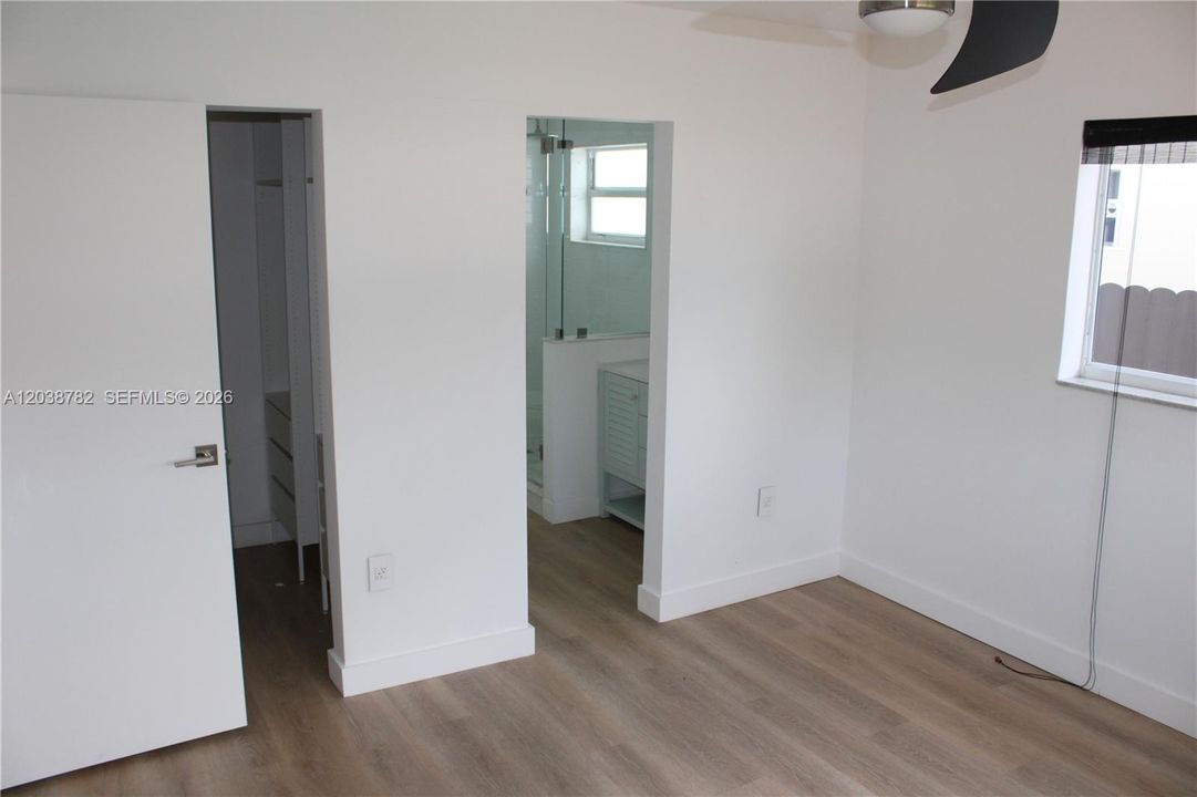 В аренду: $3,700 (3 спален, 2 ванн, 0 Квадратных фут)