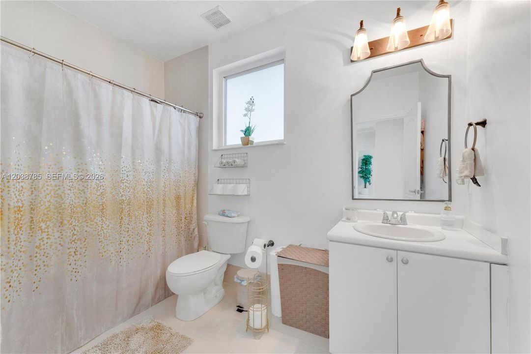 For Sale: $1,099,500 (4 beds, 4 baths, 2650 Square Feet)