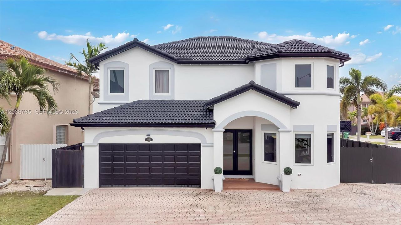 For Sale: $1,099,500 (4 beds, 4 baths, 2650 Square Feet)