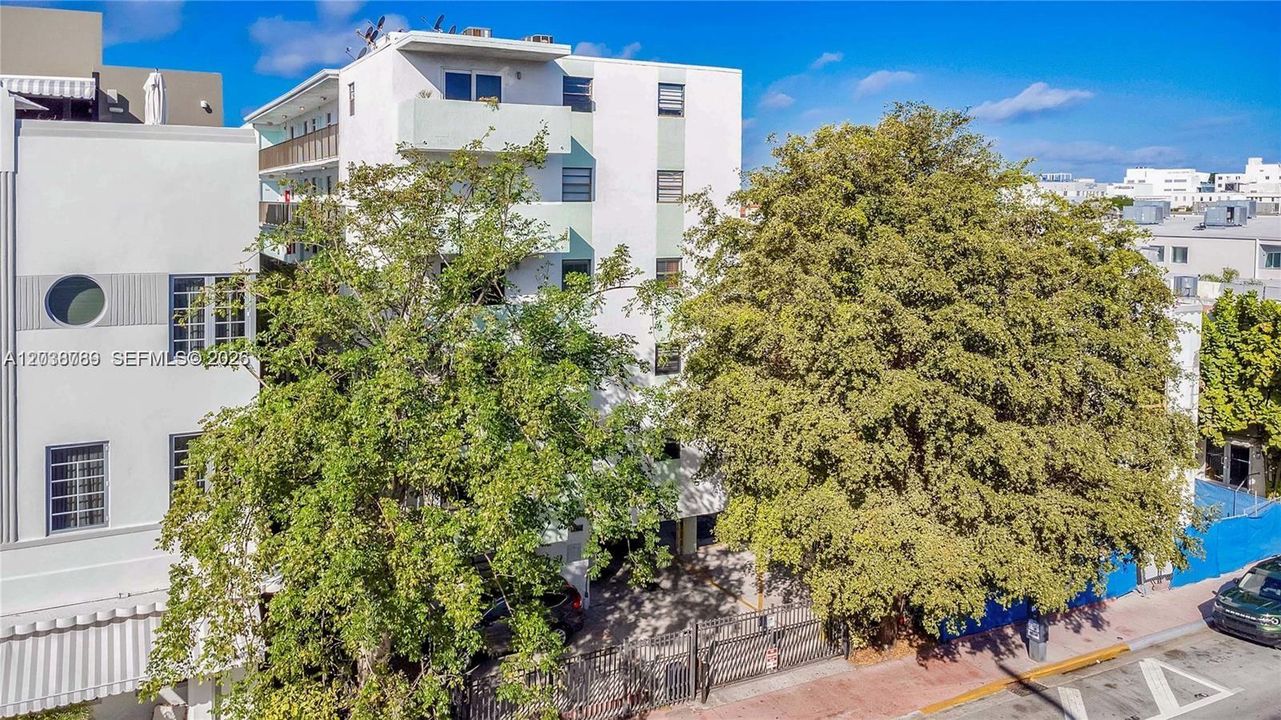 В аренду: $2,500 (1 спален, 1 ванн, 707 Квадратных фут)