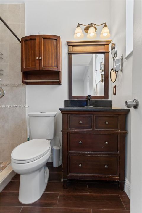 В аренду: $3,650 (3 спален, 2 ванн, 1280 Квадратных фут)
