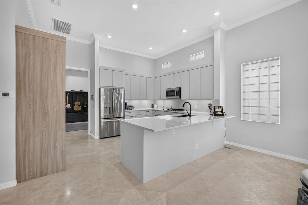 21-web-or-mls-5D1A1125