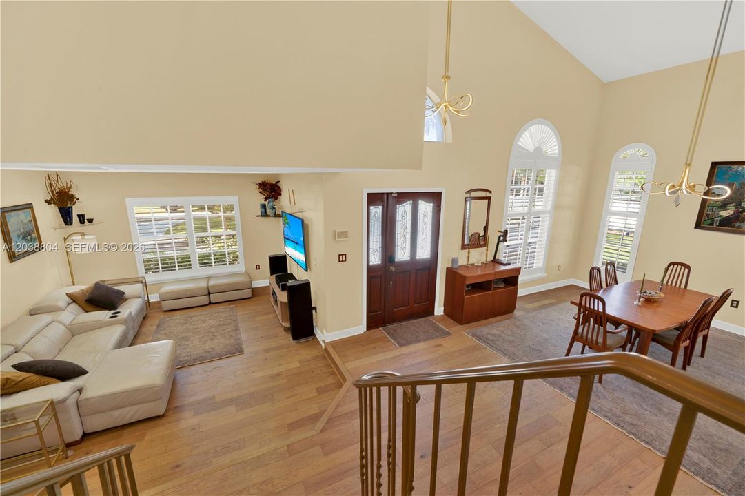 For Sale: $1,500,000 (4 beds, 3 baths, 2878 Square Feet)