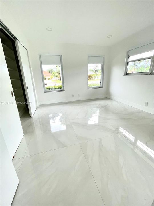For Rent: $9,500 (3 beds, 2 baths, 2188 Square Feet)