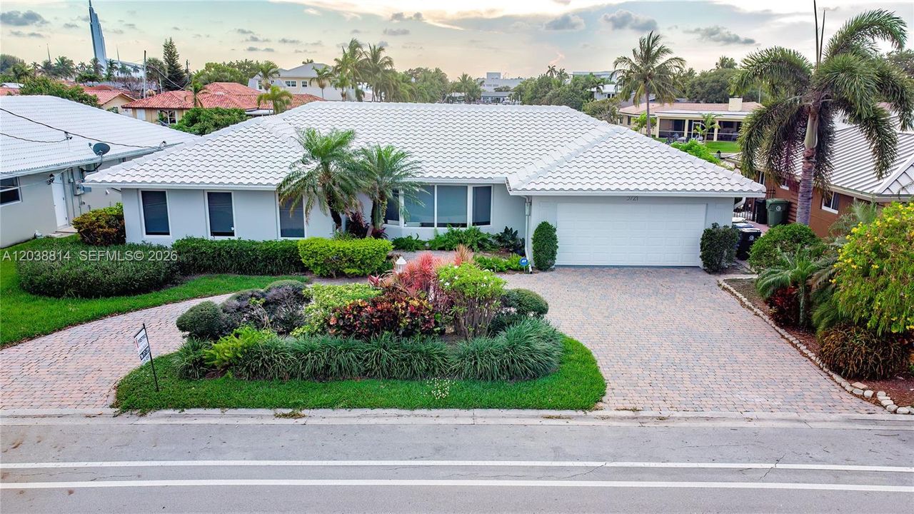 For Rent: $9,500 (3 beds, 2 baths, 2188 Square Feet)