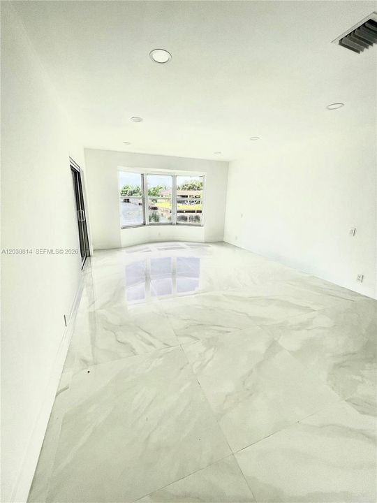 For Rent: $9,500 (3 beds, 2 baths, 2188 Square Feet)