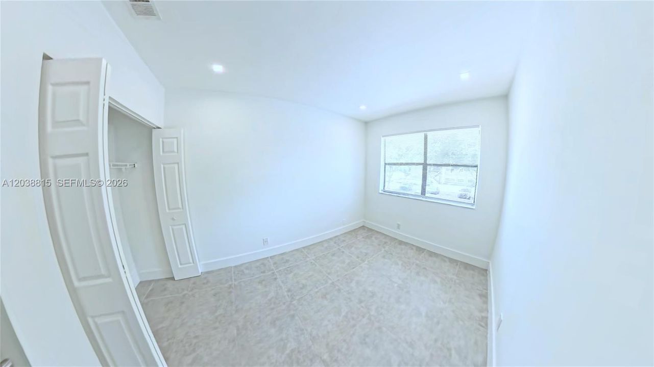 For Rent: $2,500 (3 beds, 2 baths, 1058 Square Feet)