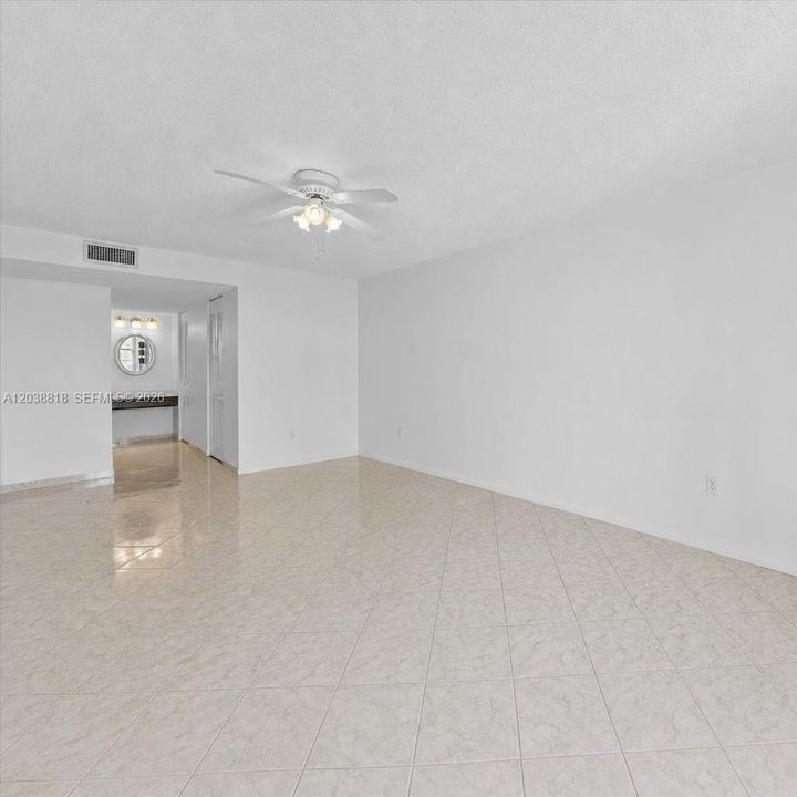 For Sale: $469,000 (2 beds, 2 baths, 1552 Square Feet)