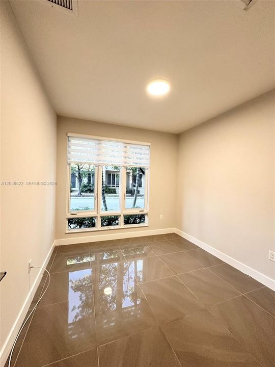 En Renta: $5,200 (4 camas, 3 baños, 1862 Pies cuadrados)