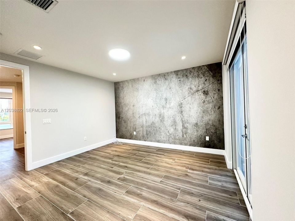 En Renta: $5,200 (4 camas, 3 baños, 1862 Pies cuadrados)