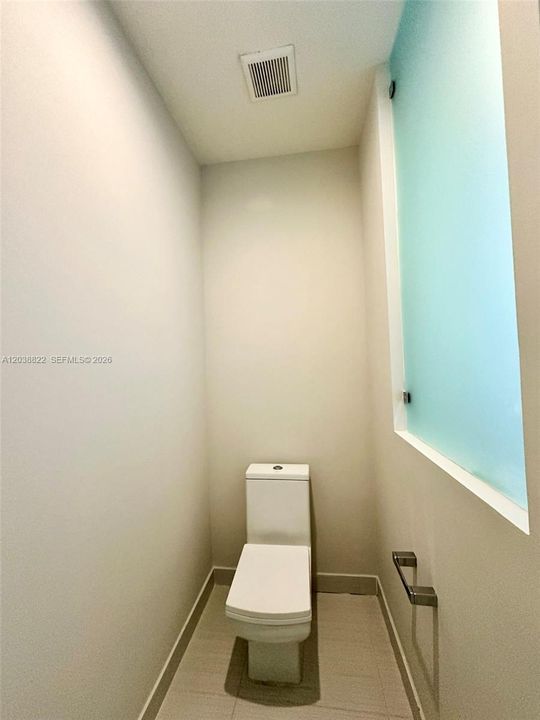 En Renta: $5,200 (4 camas, 3 baños, 1862 Pies cuadrados)