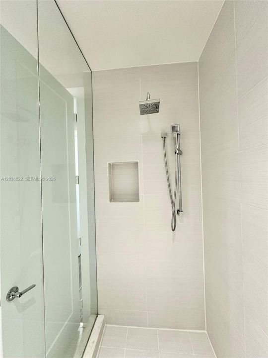 En Renta: $5,200 (4 camas, 3 baños, 1862 Pies cuadrados)