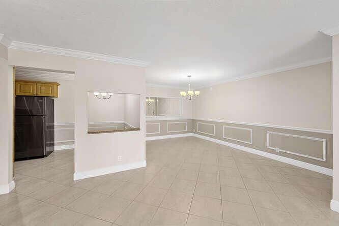 2733 SW Matheson Ave Unit a2-small-010-0