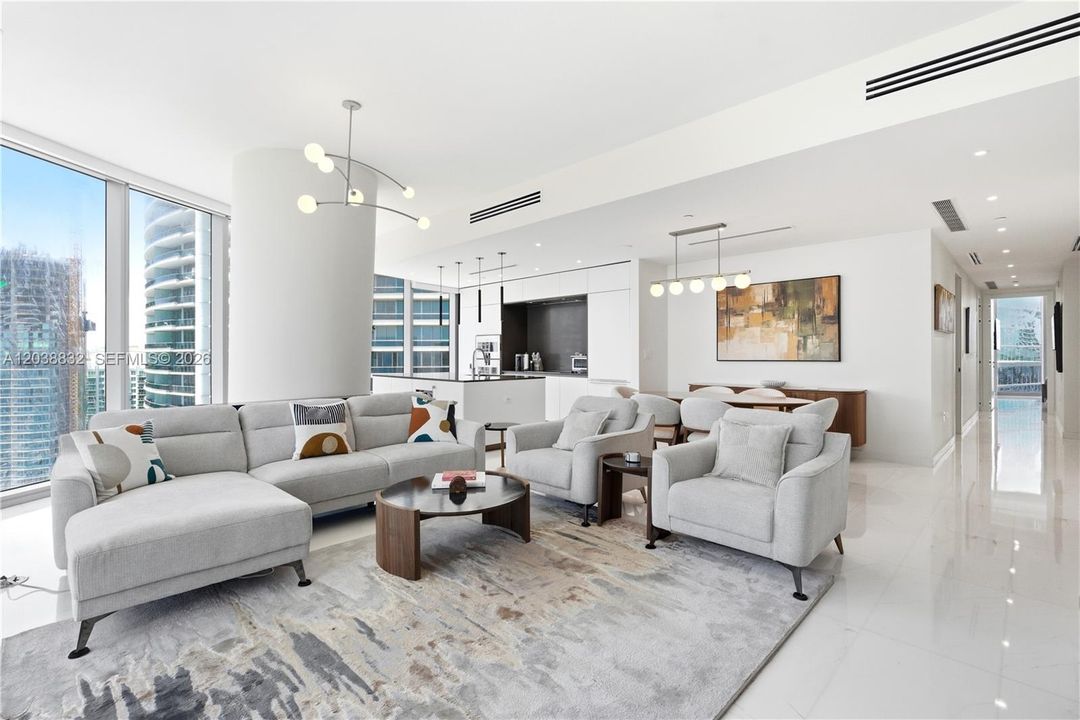 For Rent: $21,000 (3 beds, 2 baths, 1957 Square Feet)