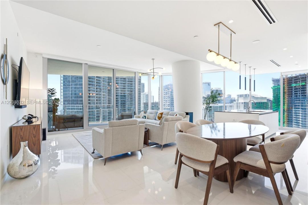 For Rent: $21,000 (3 beds, 2 baths, 1957 Square Feet)