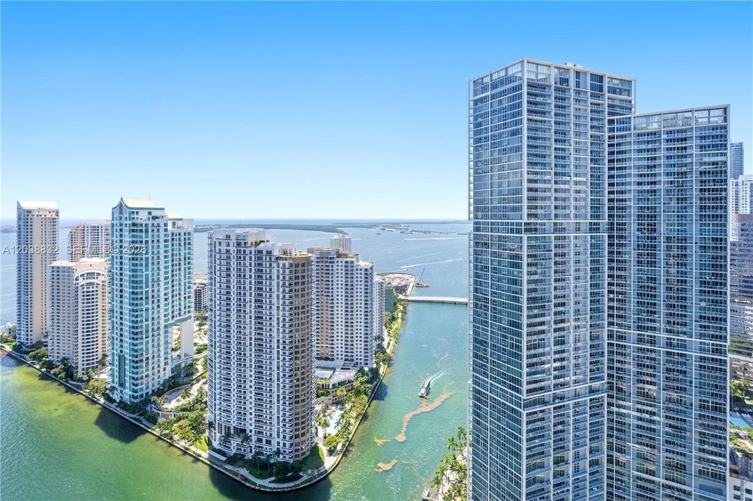 For Rent: $21,000 (3 beds, 2 baths, 1957 Square Feet)