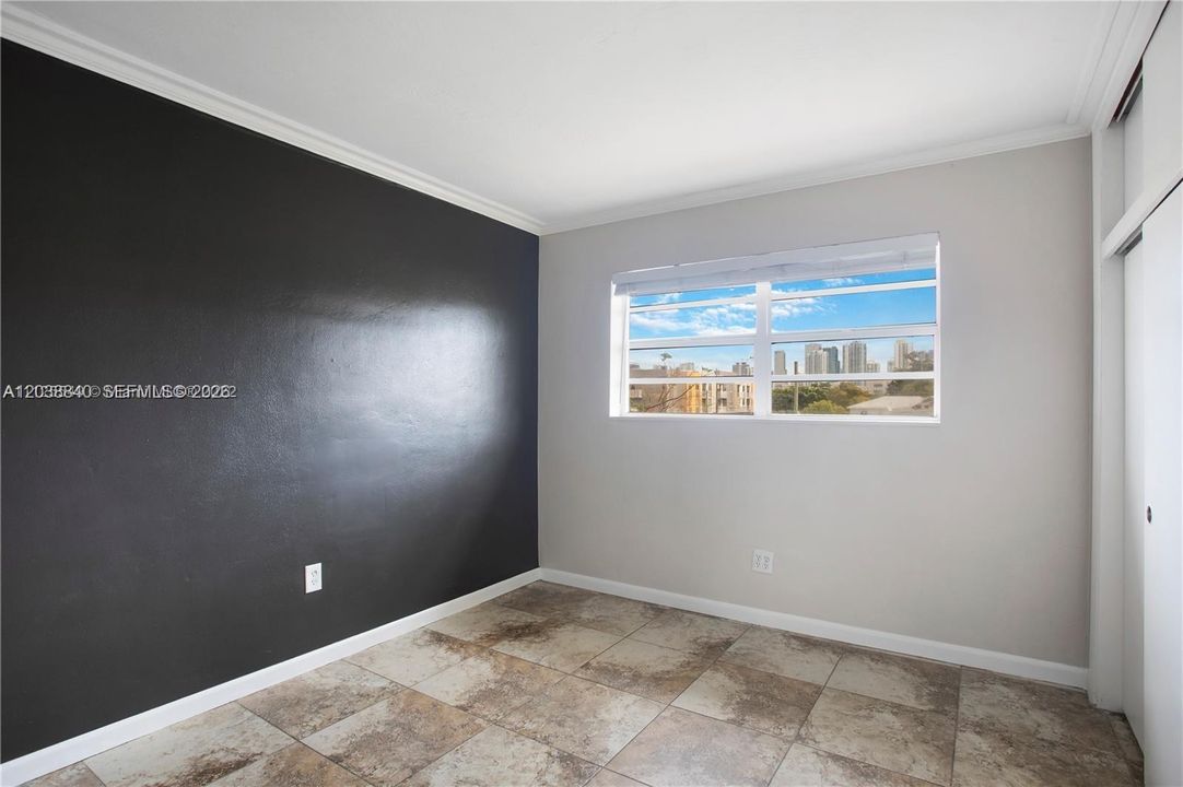 For Rent: $2,200 (2 beds, 1 baths, 510 Square Feet)