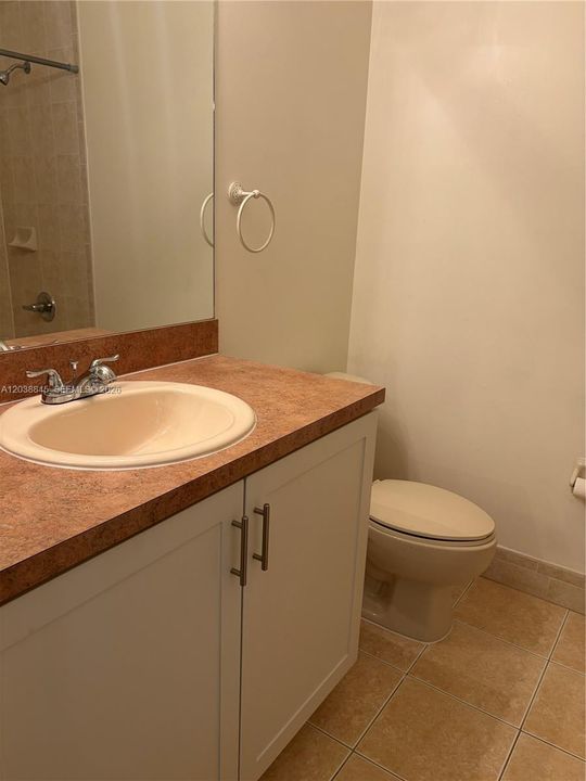 En Renta: $3,595 (4 camas, 2 baños, 1793 Pies cuadrados)