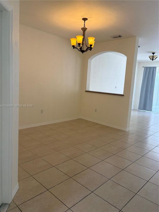 En Renta: $3,595 (4 camas, 2 baños, 1793 Pies cuadrados)