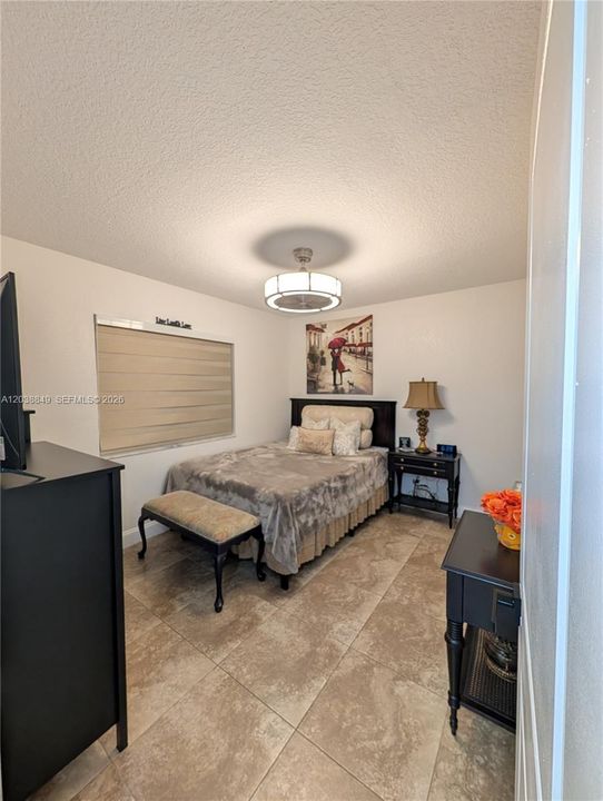 For Sale: $550,000 (3 beds, 2 baths, 1470 Square Feet)