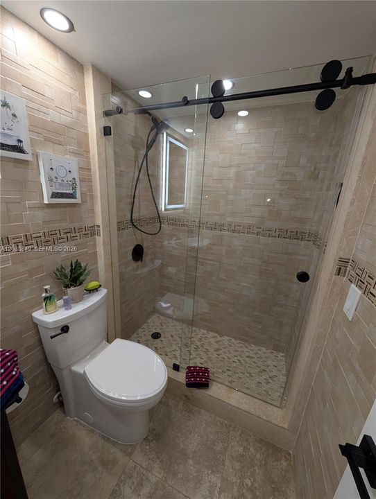 2nd Bathroom