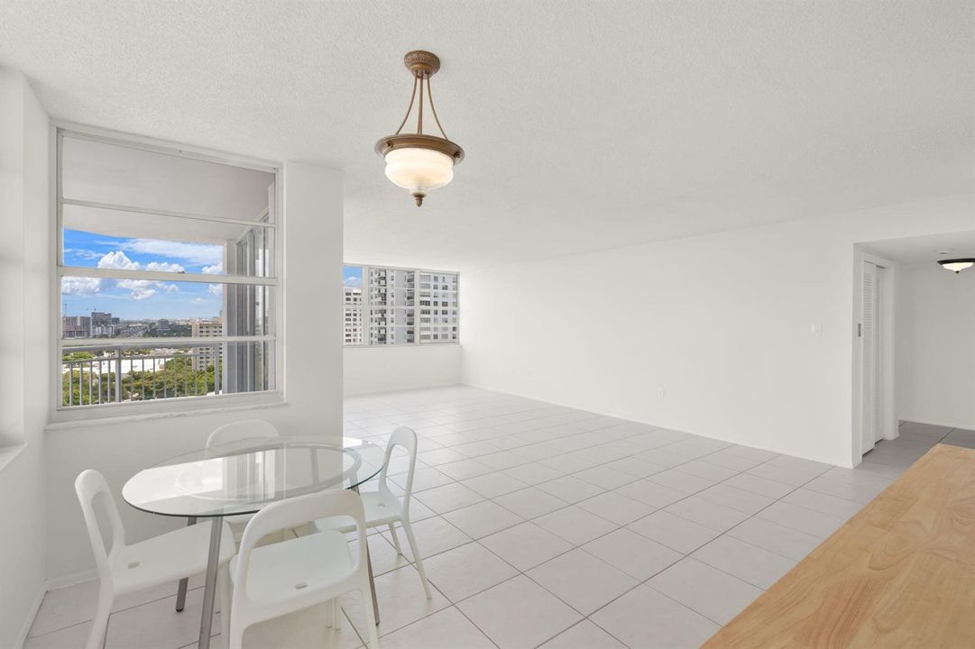 37-web-or-mls-18011 Biscayne Blvd 1704,