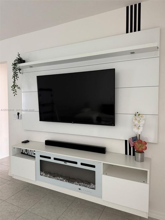For Rent: $2,300 (3 beds, 2 baths, 0 Square Feet)