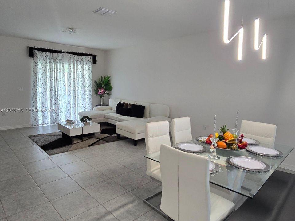 For Rent: $2,300 (3 beds, 2 baths, 0 Square Feet)