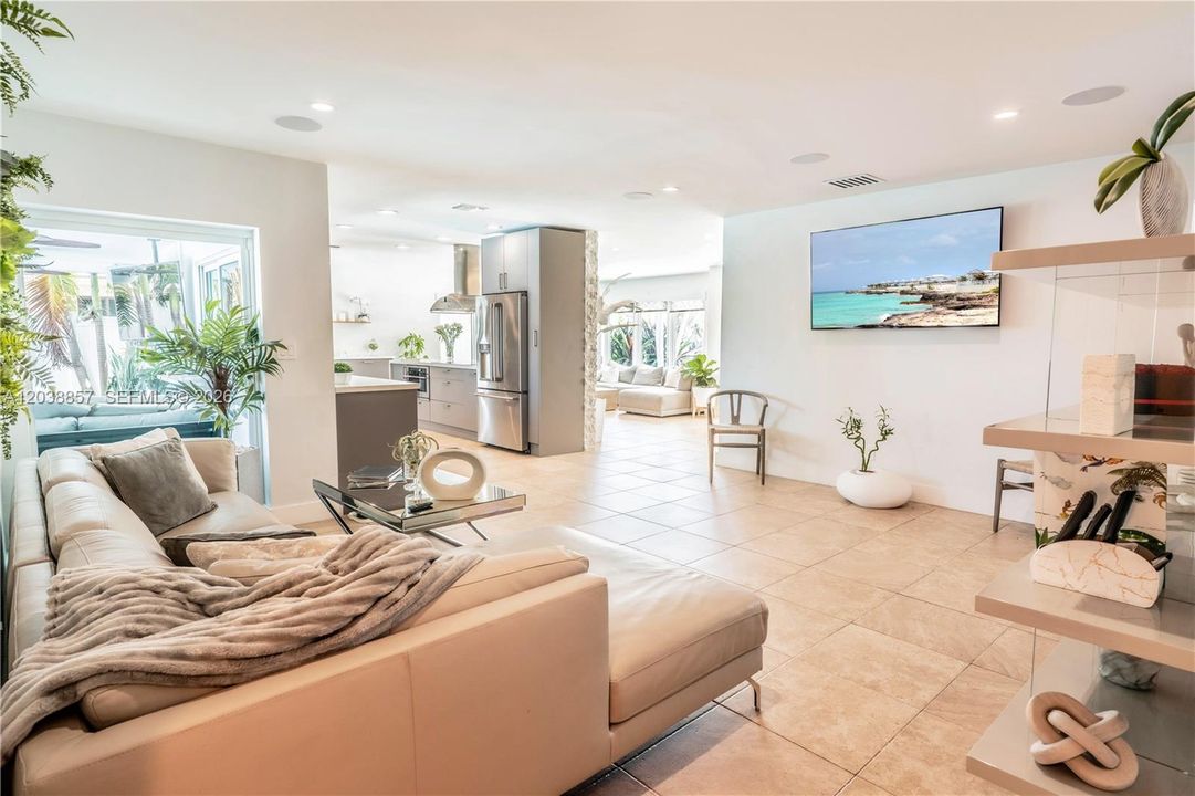 En Venta: $1,850,000 (4 camas, 2 baños, 2250 Pies cuadrados)