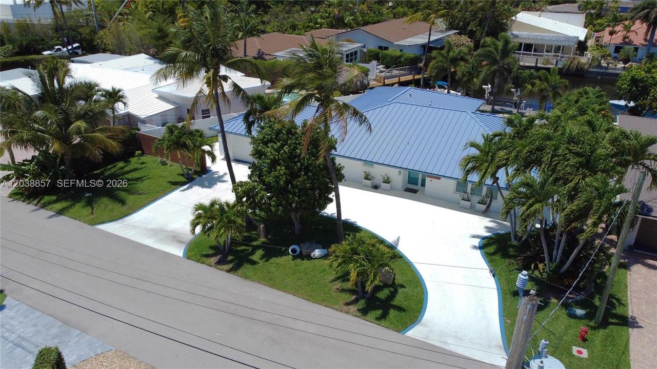 En Venta: $1,850,000 (4 camas, 2 baños, 2250 Pies cuadrados)
