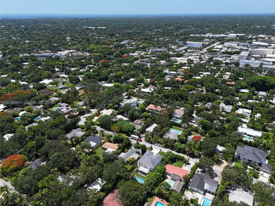 На продажу: $4,395,000 (5 спален, 5 ванн, 4162 Квадратных фут)