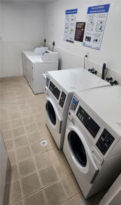 В аренду: $3,100 (1 спален, 1 ванн, 980 Квадратных фут)