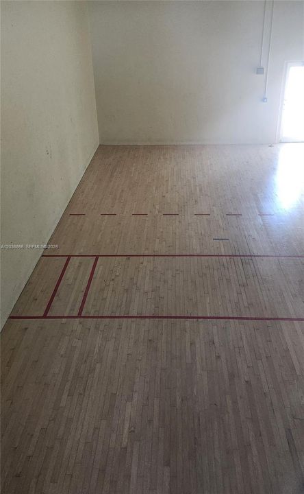 В аренду: $3,100 (1 спален, 1 ванн, 980 Квадратных фут)