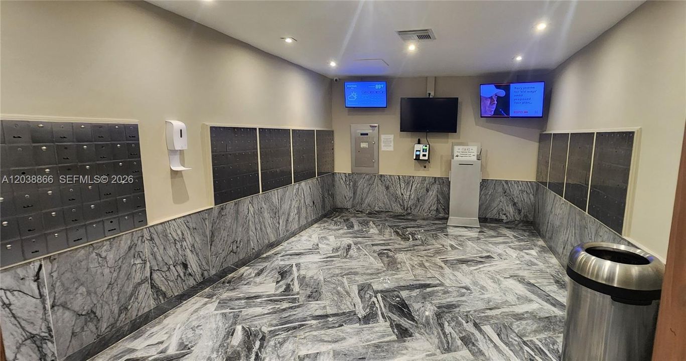 В аренду: $3,100 (1 спален, 1 ванн, 980 Квадратных фут)