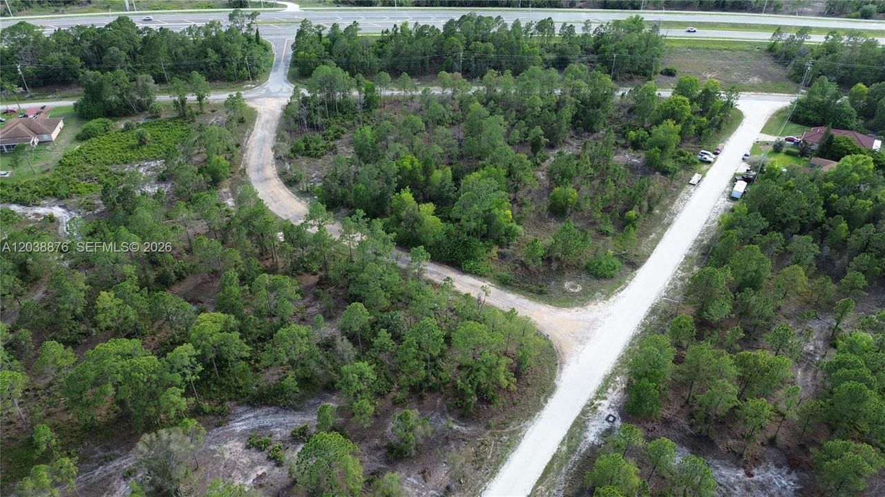 Conveniently located right off of SR-82