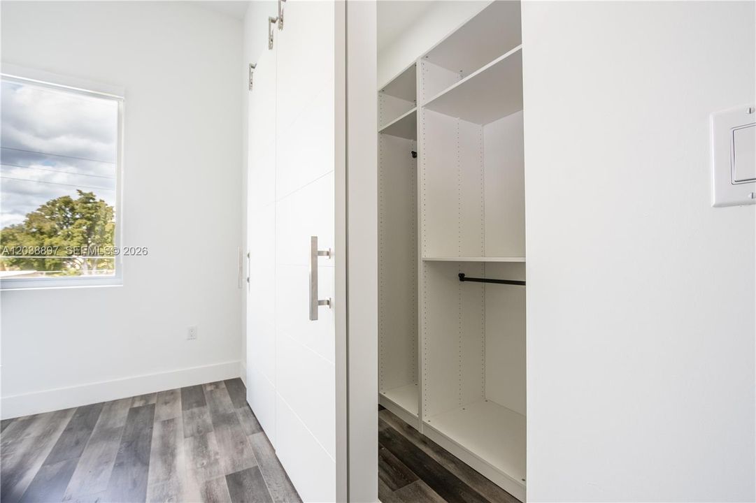 В аренду: $10,900 (4 спален, 3 ванн, 2238 Квадратных фут)